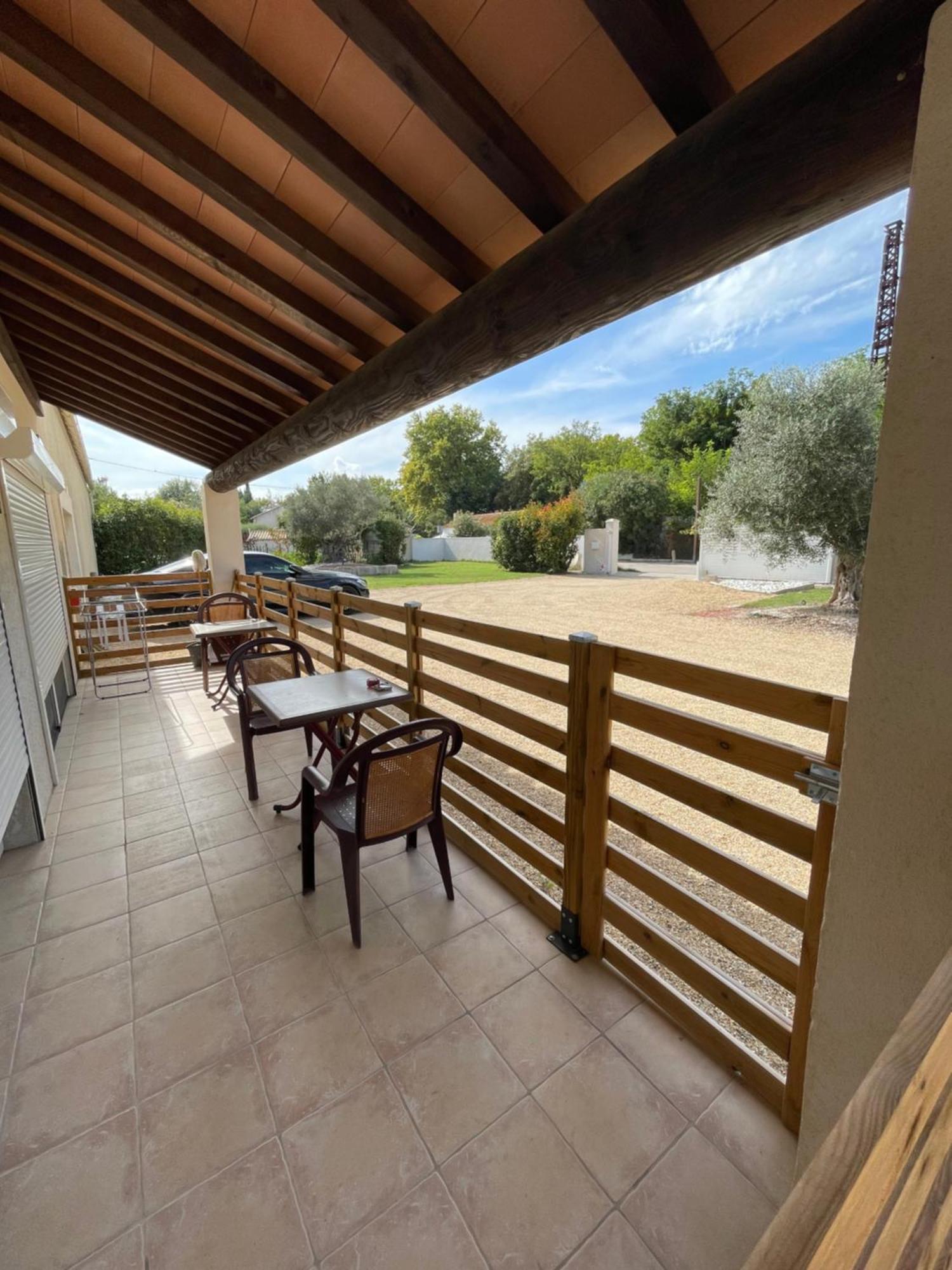 Studio 40M2 Avec Terrasse Le Mas De Lauriane Saintes-Maries-de-la-Mer Exteriör bild