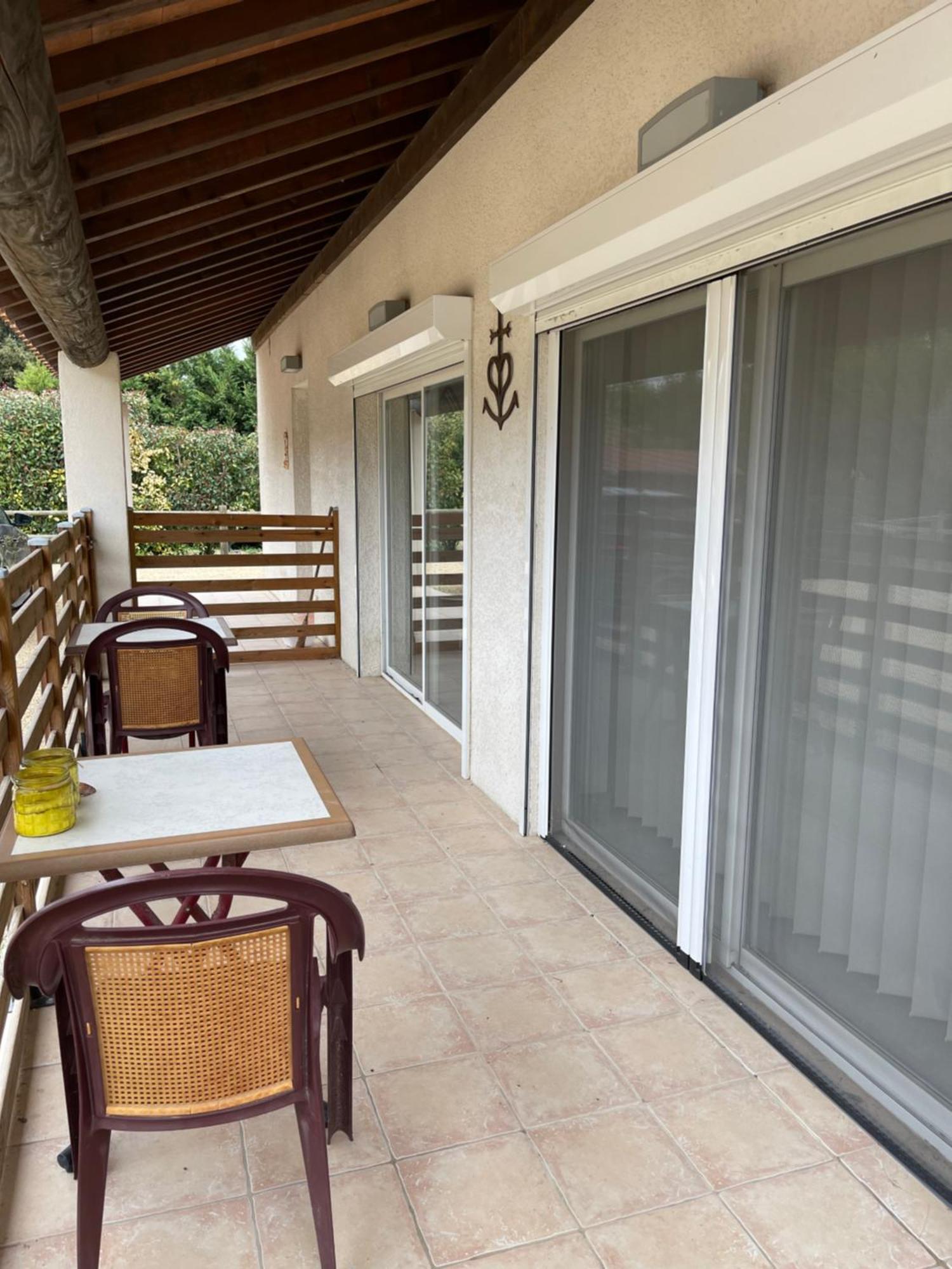 Studio 40M2 Avec Terrasse Le Mas De Lauriane Saintes-Maries-de-la-Mer Exteriör bild